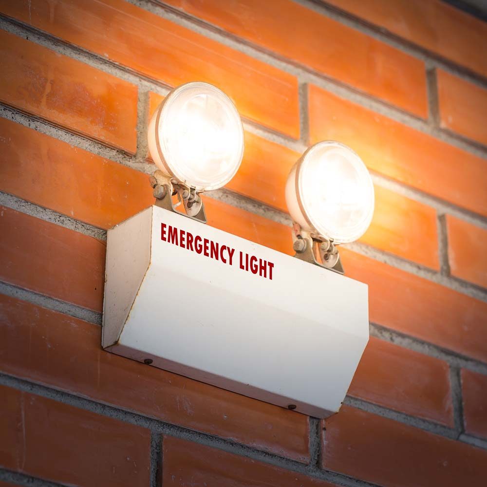 Emergency light auto lighting working